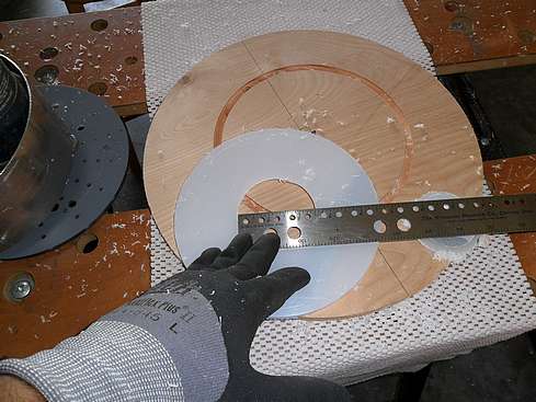 Checking and verifying knife-edge opening in first baffle - 18 (Click to go to page)