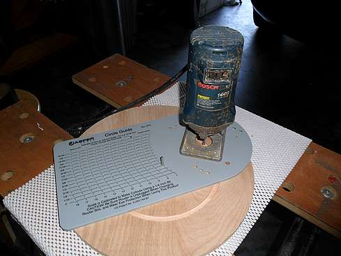 Bosch Laminate Trimmer with Jasper Circle Guide cutting jig use to cut out the baffles - 2 (Click to go to page)